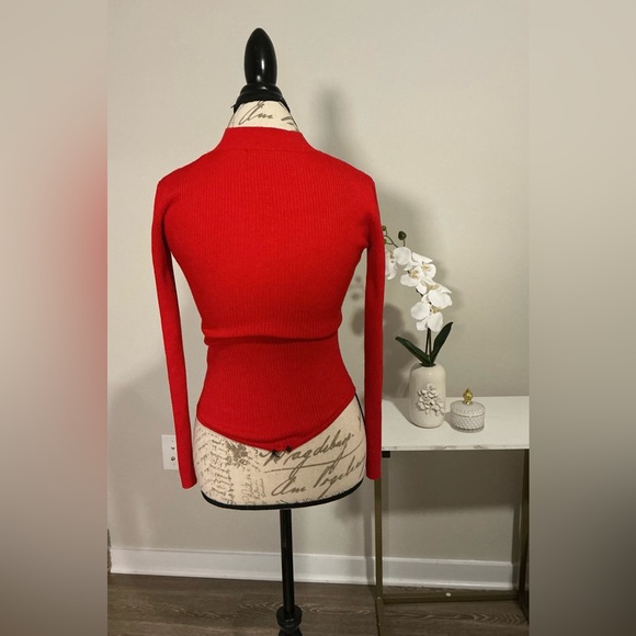 Elegant Red Long Sleeve Bodysuit - Picture 2 of 6
